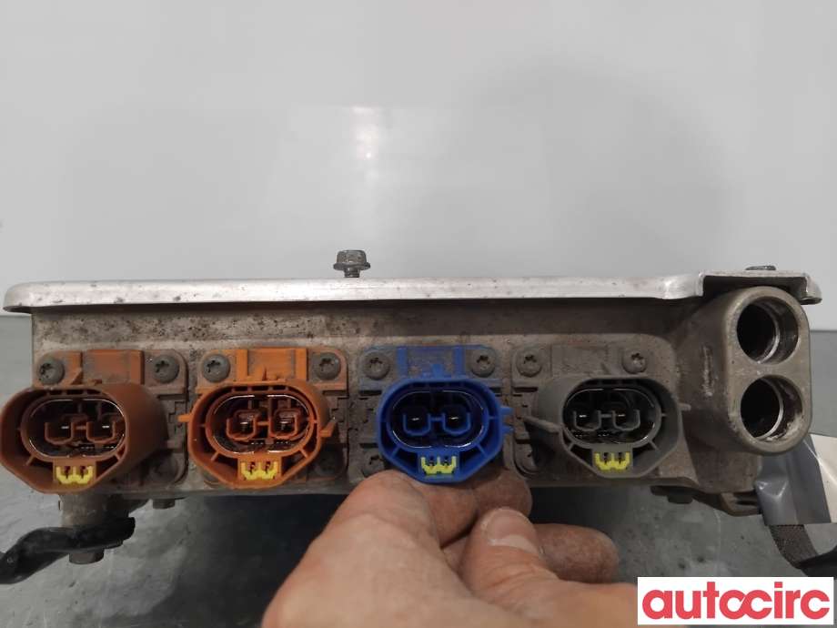 Diverse deler til Tesla Model S 2013-2016 (Fase 1) (TESLA|1028843-99-B|)