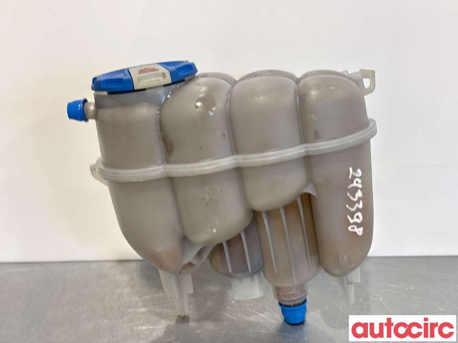 Ekspansjonstank til Audi A4 2015-2019 (Type V, Fase 1) (B9) (B9) (AUDI|8W0121405E||8W0121405L)