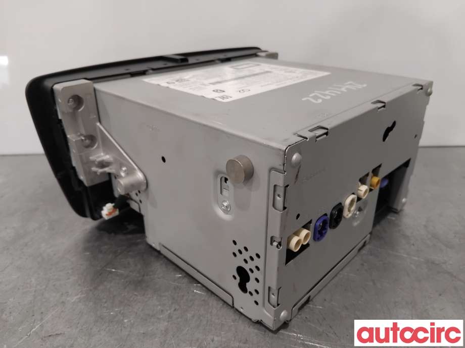 Bilstereo navigasjon til Mercedes CLA 2013-2019 (C117) (C117) (MERCEDES|A2469002617|NTG51|A2469001021)