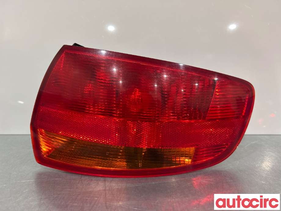 Baklykt høyre til Audi A3 2003-2008 (Type II, Fase 1) (AUDI|8P4945096G|8P4945096C)