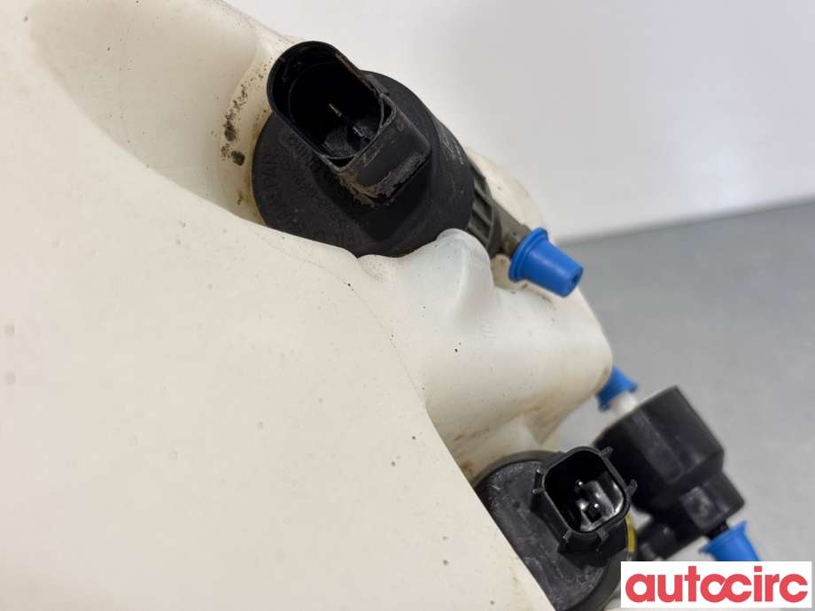 Spylertank til Ford Mondeo 2014-2019 (Type V, Fase 1) (FORD|5330290||DS73-13K175-AF)