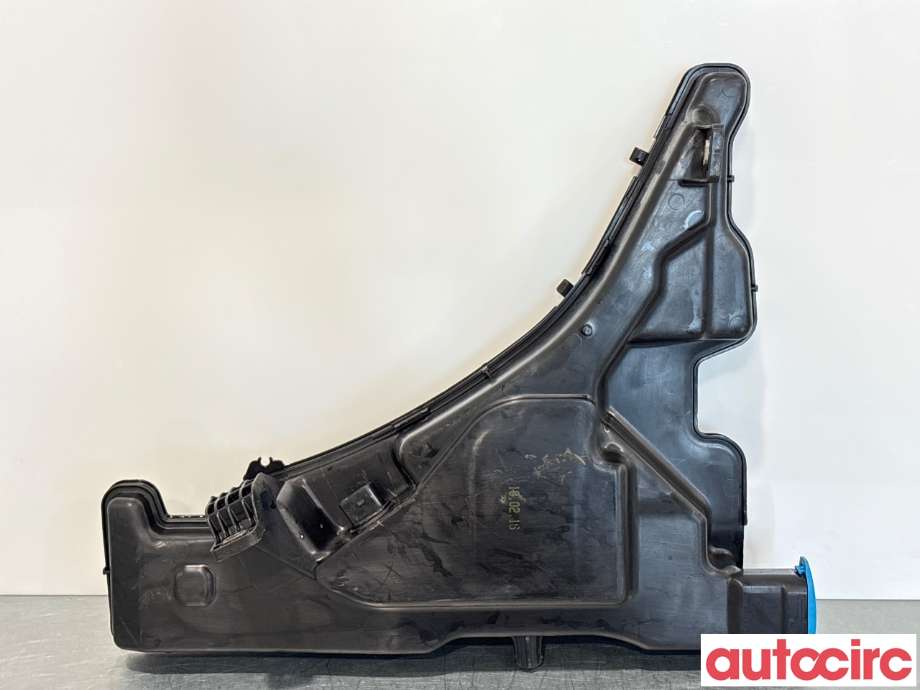 Spylertank til Audi A4 2015-2019 (Type V, Fase 1) (B9) (B9) (AUDI|8W0955453K||8W0955451L)