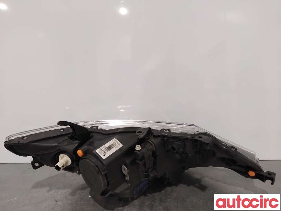 Frontlykt venstre halogen til Toyota Auris 2015-2019 (Type II, Fase 2)  (TOYOTA|8117002J61|89907727|81150-02E21)