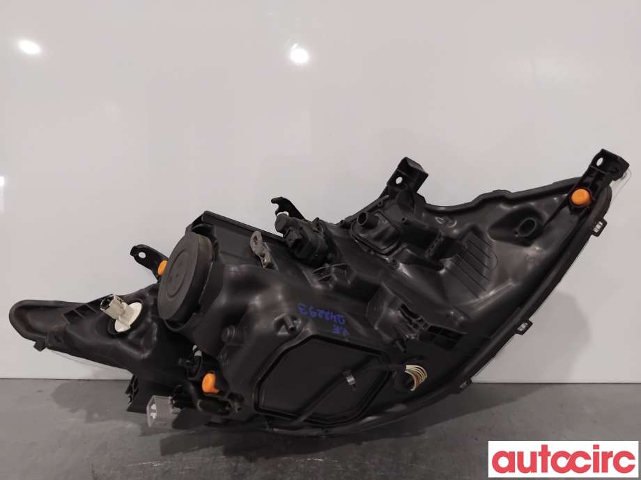 Frontlykt venstre halogen til Toyota Auris 2015-2019 (Type II, Fase 2)  (TOYOTA|8117002J61|89907727|81150-02E21)