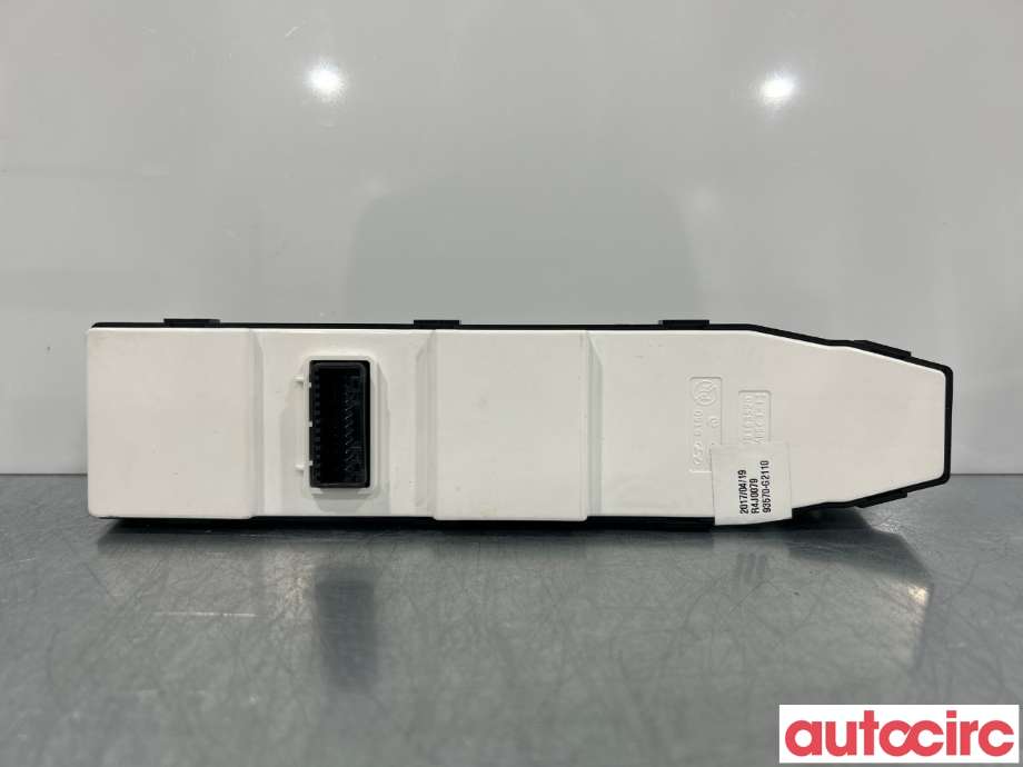 Bryter ruteheis til Hyundai Ioniq Electric 2016-2019 (Fase 1)  (HYUNDAI|93570G21104X|93570G2110)