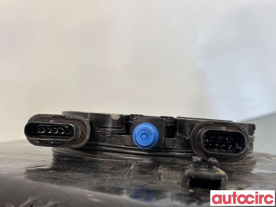 AdBlue tank til BMW 5-Serie 2017-->> (G30/G31) (G30/G31) (BMW|16197391919||7391919)
