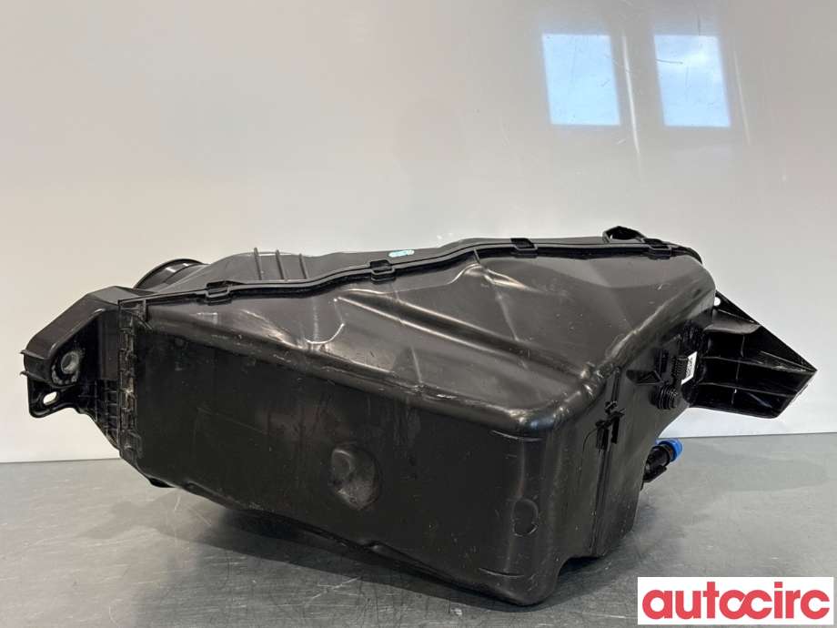AdBlue tank til VW Caddy 2020-->> (Type IV)  (VOLKSWAGEN|5R3131877C|114192104|5R3131877E)