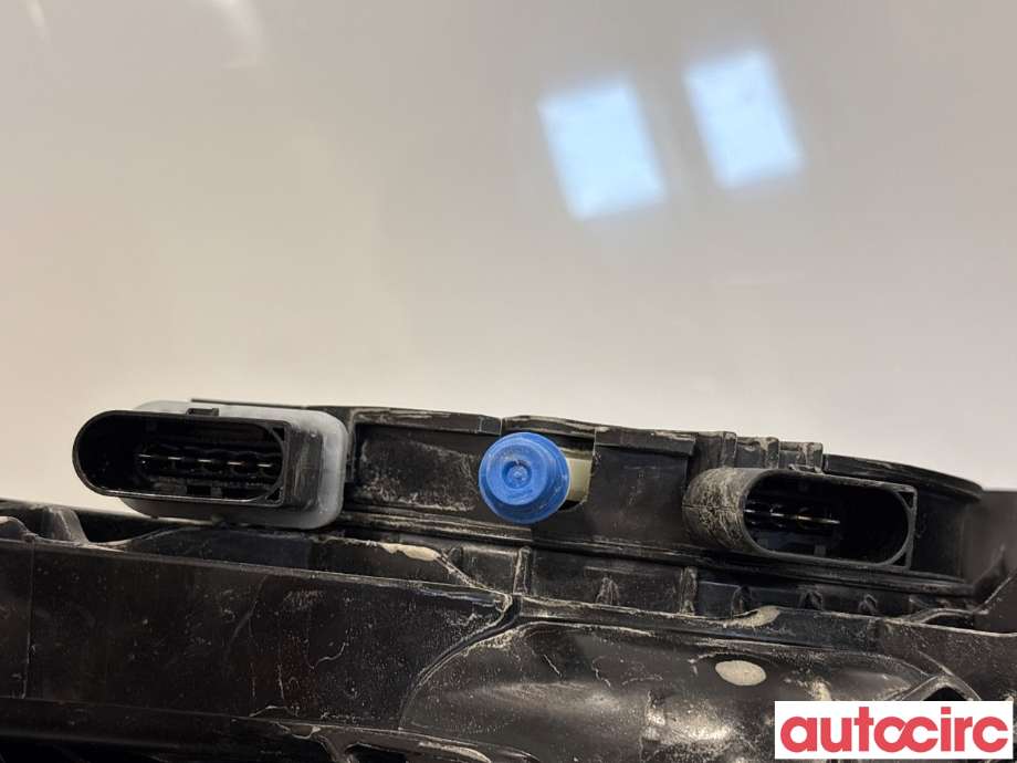 AdBlue tank til VW Caddy 2020-->> (Type IV)  (VOLKSWAGEN|5R3131877C|114192104|5R3131877E)