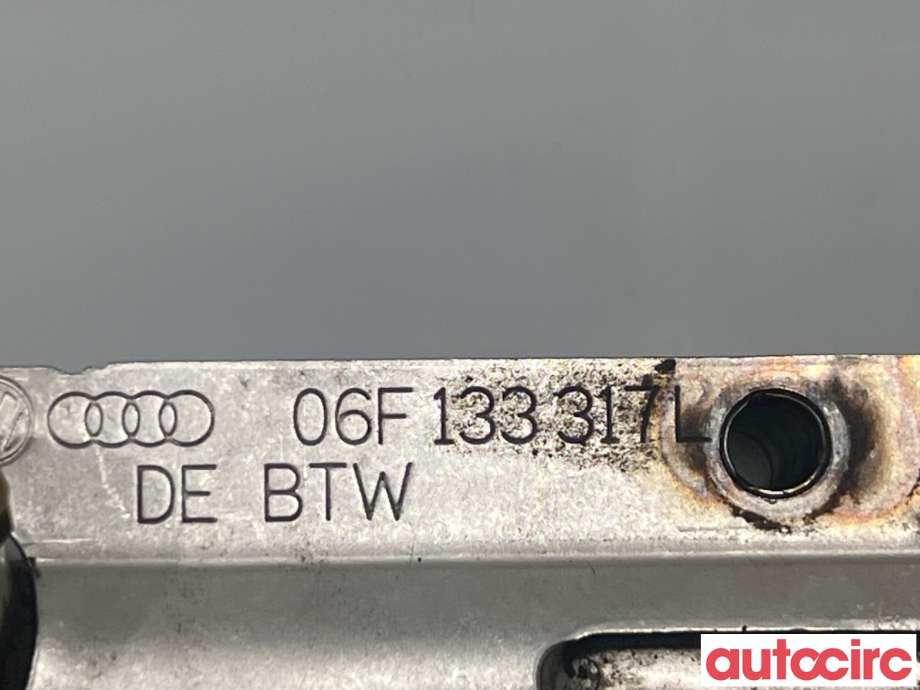 Dyseskinne (fuelrail) til VW Golf VI 2008-2012  (VOLKSWAGEN|06F133317L|)