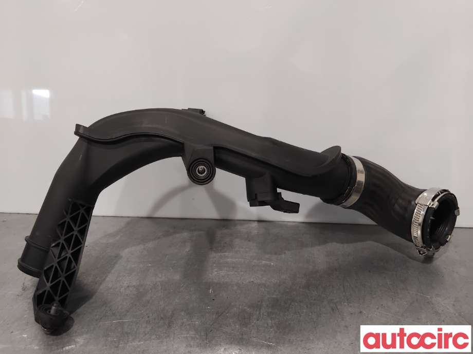 Turbo rør til Škoda Yeti 2009-2013 (Fase 1)  (SKODA|5N0145770A|)