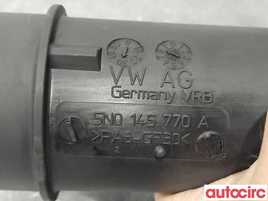 Turbo rør til Škoda Yeti 2009-2013 (Fase 1)  (SKODA|5N0145770A|)