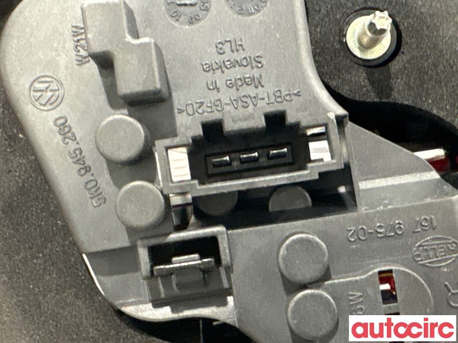 Baklykt høyre indre til VW Golf VI 2008-2012 (VOLKSWAGEN|5K0945094AA|009923-06|5K0945094K)