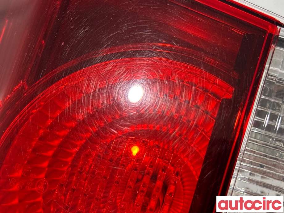Baklykt høyre indre til VW Golf VI 2008-2012 (VOLKSWAGEN|5K0945094AA|009923-06|5K0945094K)