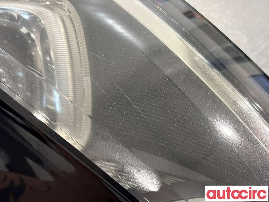 Frontlykt venstre halogen til VW Golf VII 2012-2017 (Fase 1)  (VOLKSWAGEN|5G1941753|90024305|5G1941751)