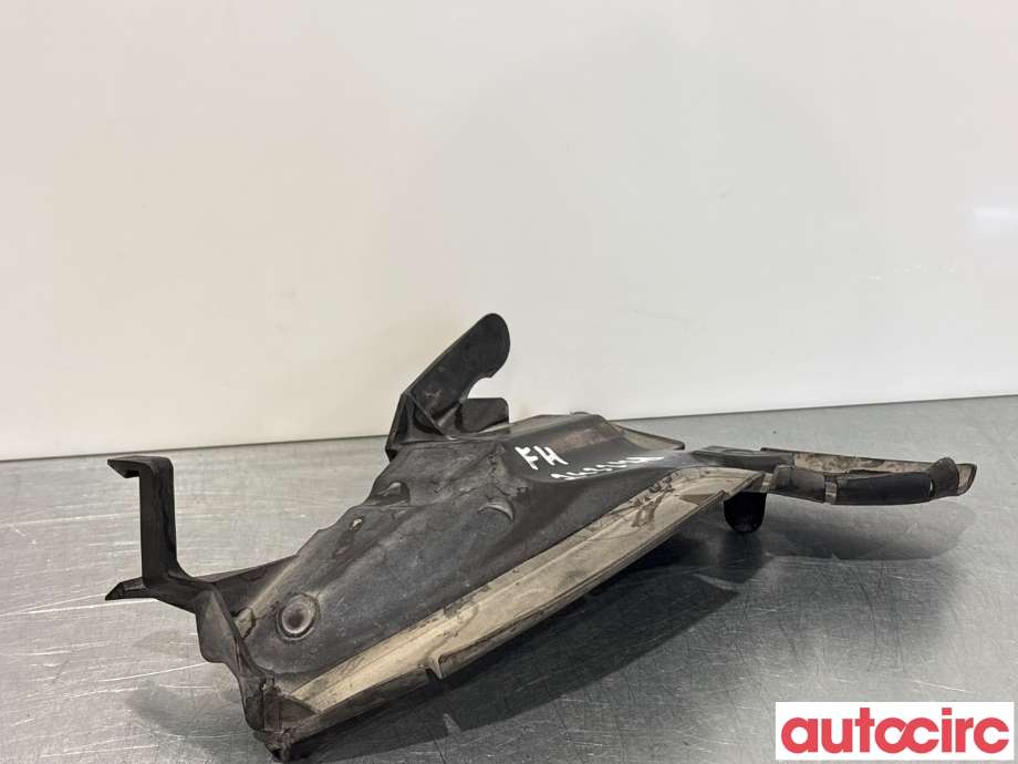 Diverse deler til Volvo XC70 2008-2013 (Type II, Fase 1) (VOLVO|30796390|)