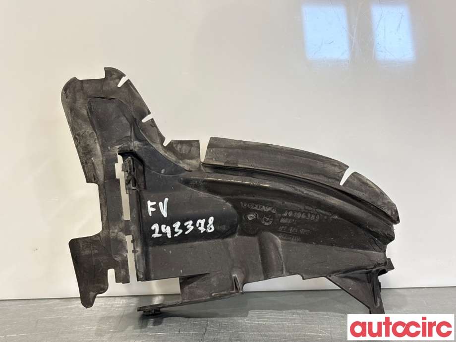 Diverse deler til Volvo XC70, 2008-2013 (Type II, Fase 1)  (VOLVO|30796389)