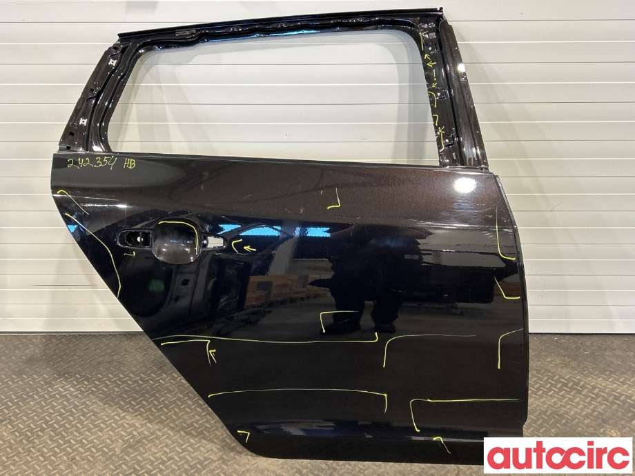 Dør høyre bak til Volvo V60/V60 CC 2013-2018 (Type I, Fase 2) (VOLVO|32291067|)