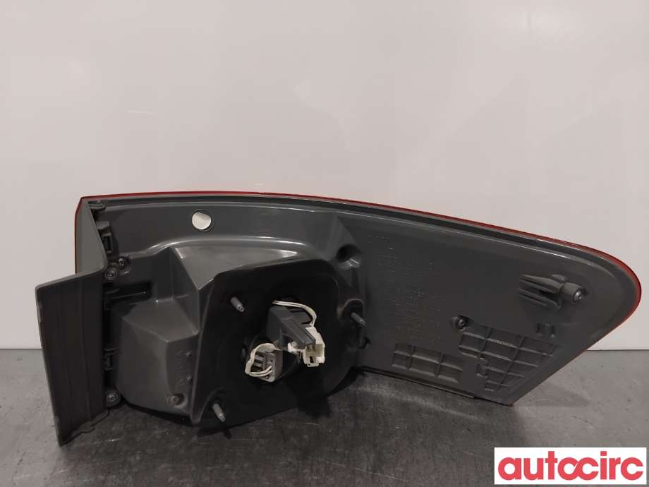 Baklykt venstre til Toyota Avensis 2009-2015 (Type III, Fase 1)  (TOYOTA|8156005290|)