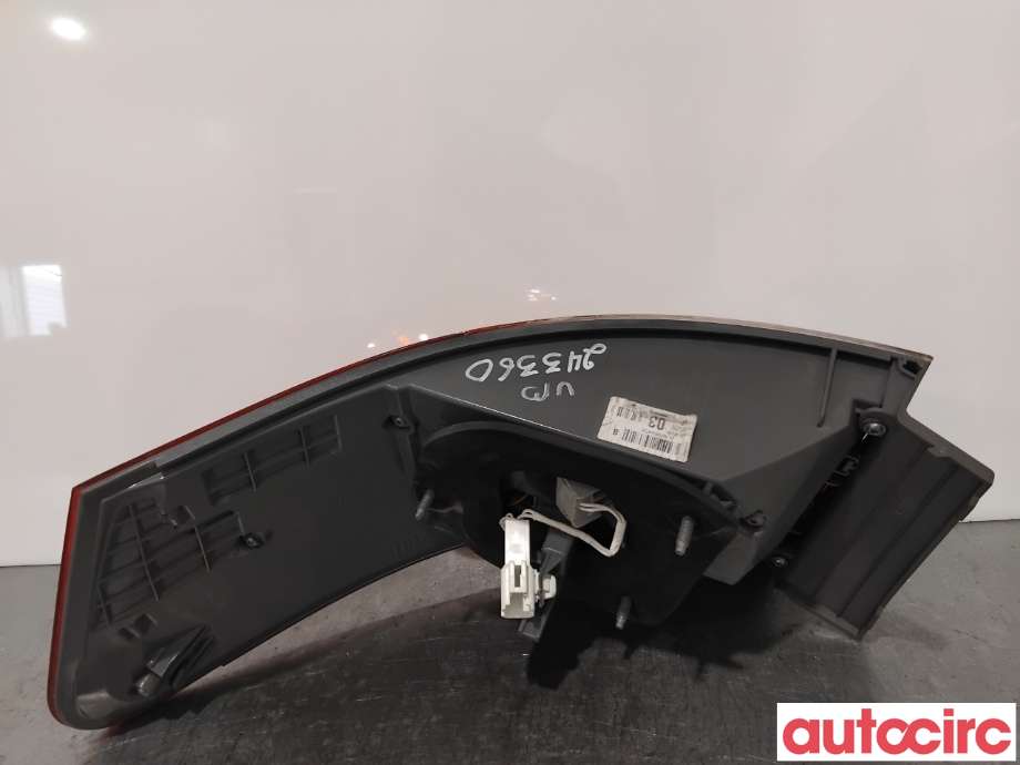 Baklykt venstre til Toyota Avensis 2009-2015 (Type III, Fase 1)  (TOYOTA|8156005290|)