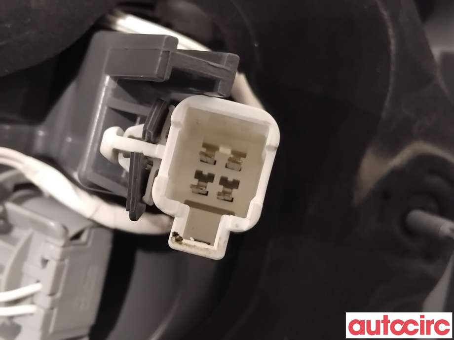 Baklykt venstre til Toyota Avensis 2009-2015 (Type III, Fase 1)  (TOYOTA|8156005290|)