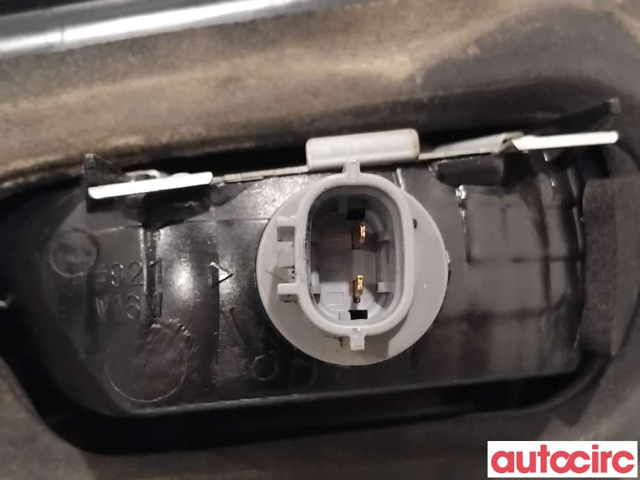 Baklykt venstre indre til Mitsubishi ASX 2010-2019  (MITSUBISHI|8336A087|)