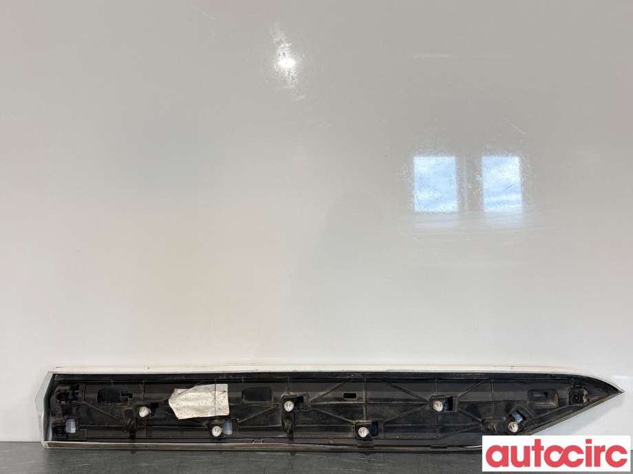 Lister til Škoda Superb 2015-->> (Type III) (SKODA|3V0854949E|)