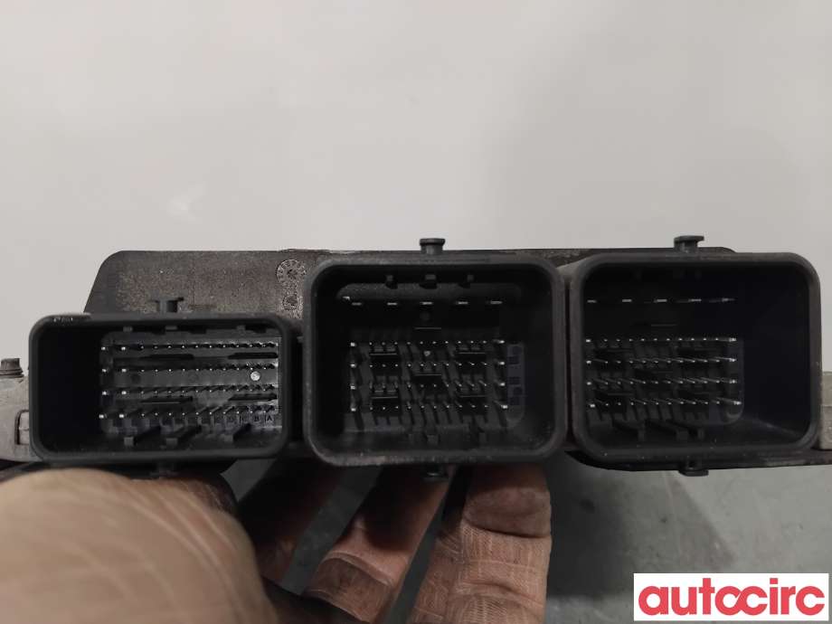 Styreenhet motor til Citroën C4 2011-2017 (Type II)  (CITROEN|1677642280|S180123008|9666681180)