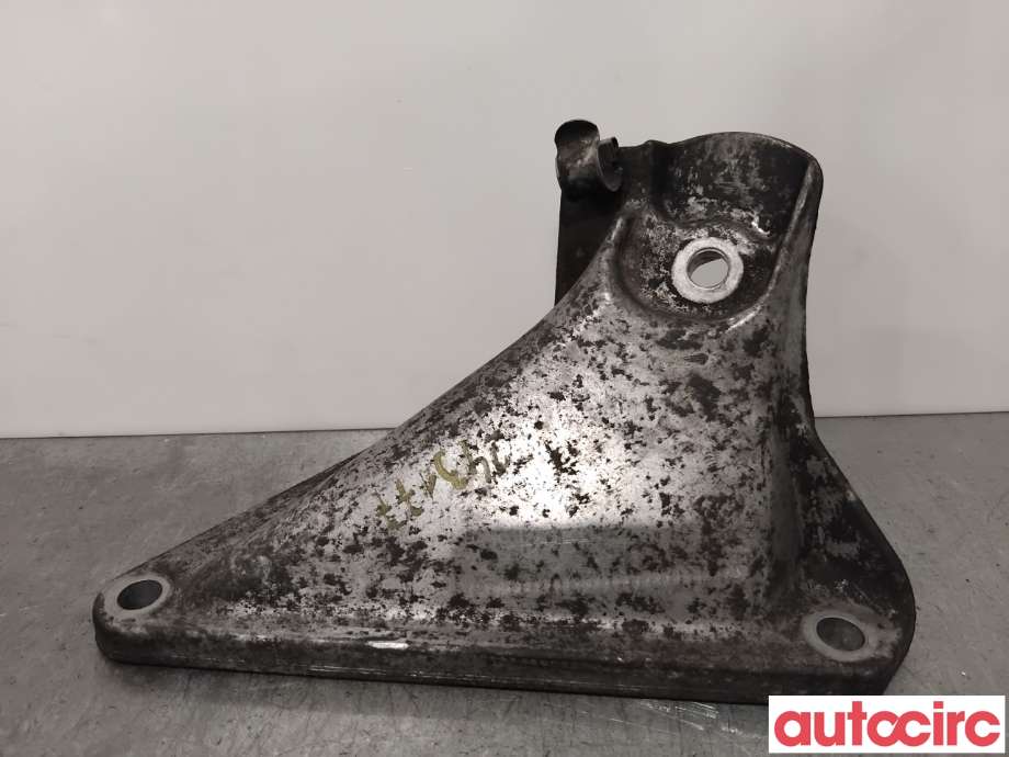 Motorfeste til BMW 5-Serie, 2003-2010 (E60/E61) (E60/E61) (BMW|22116761149)