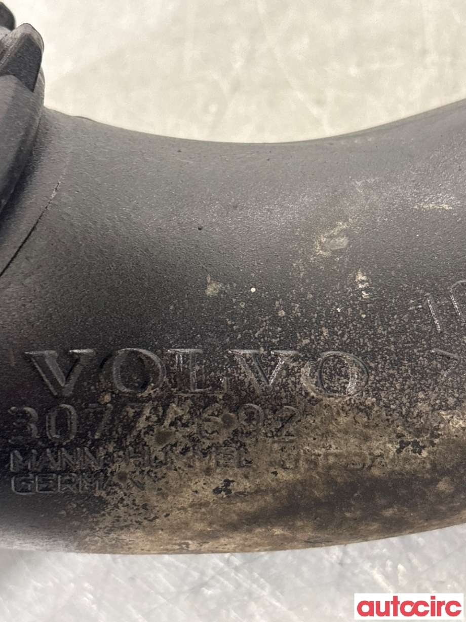 Luftslange innsug til Volvo XC70 2008-2013 (Type II, Fase 1)  (VOLVO|30774692|)