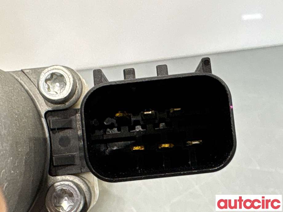 Ruteheis høyre foran til Dodge RAM 2009-2018 (Type IV)  (DODGE|68044804AA|)