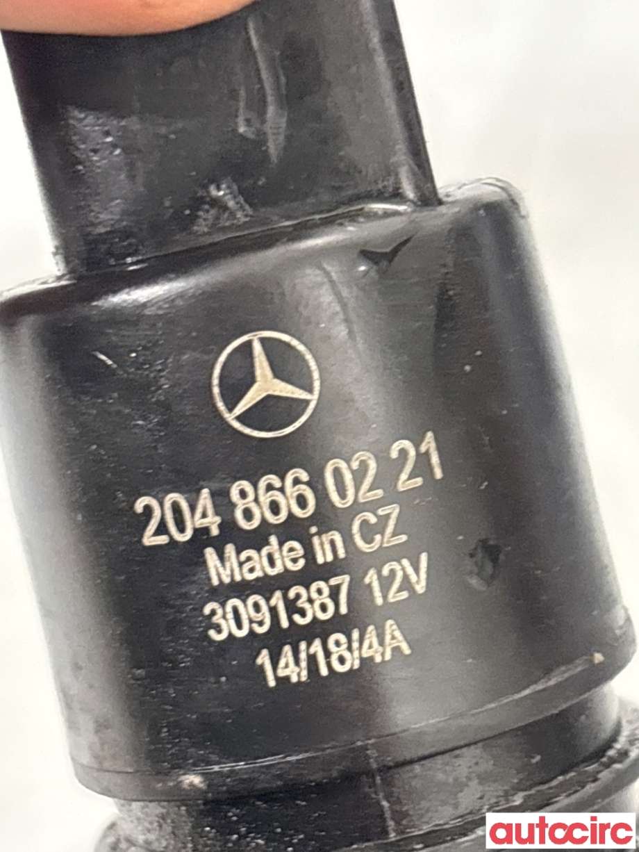 Spylerpumpe foran til Mercedes Sprinter 2018-->> (907/910) (907/910) (MERCEDES|A2048660221|)