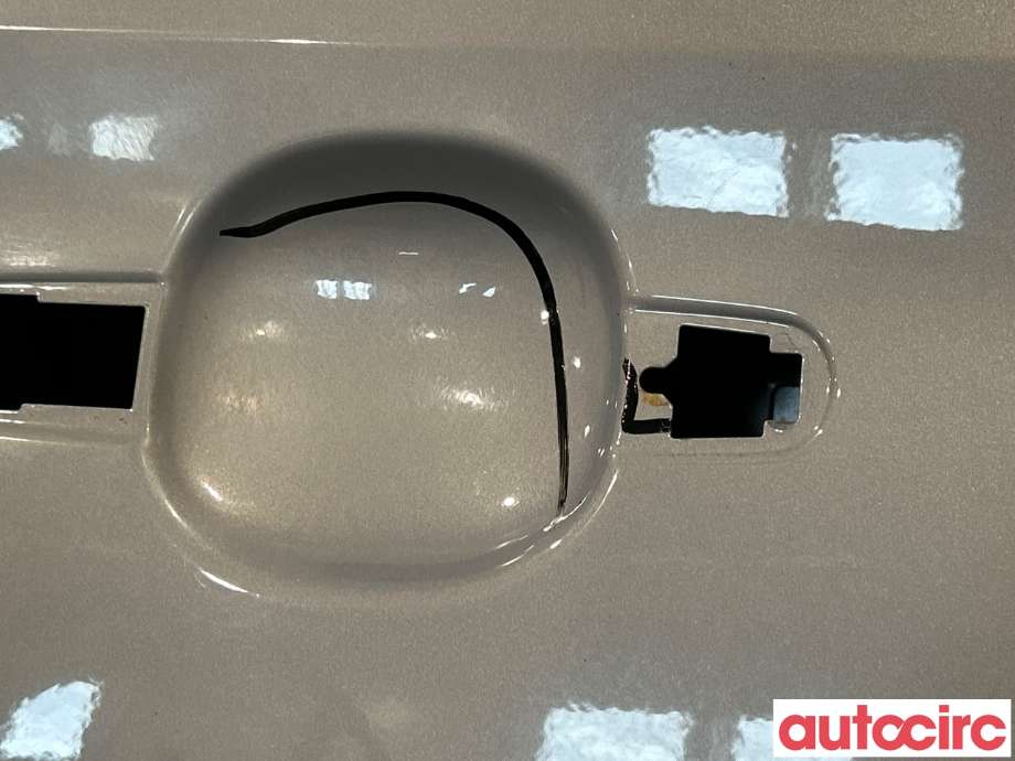 Dør høyre foran til Ford Kuga 2008-2012 (Type I) (FORD|1712678|)