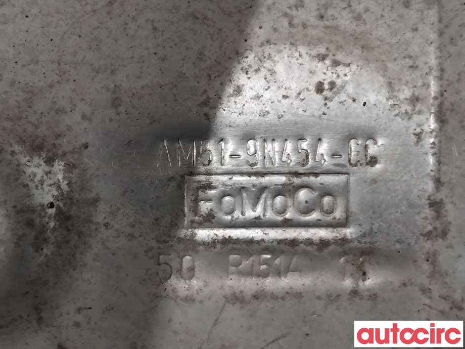 Eksos diverse til Volvo V70 2007-2013 (Type III, Fase 1) (VOLVO|30757840||AM51-9N454-CC)