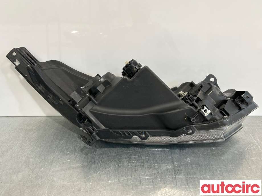 Frontlykt venstre halogen til Honda HR-V 2015-2021 (Type II)  (HONDA|33150-T7S-G01|)