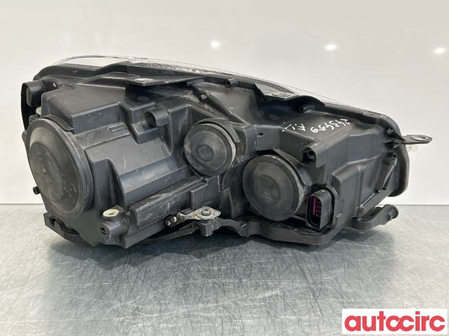 Frontlykt venstre halogen til VW Golf VI 2008-2012  (VOLKSWAGEN|5K1941005L|)