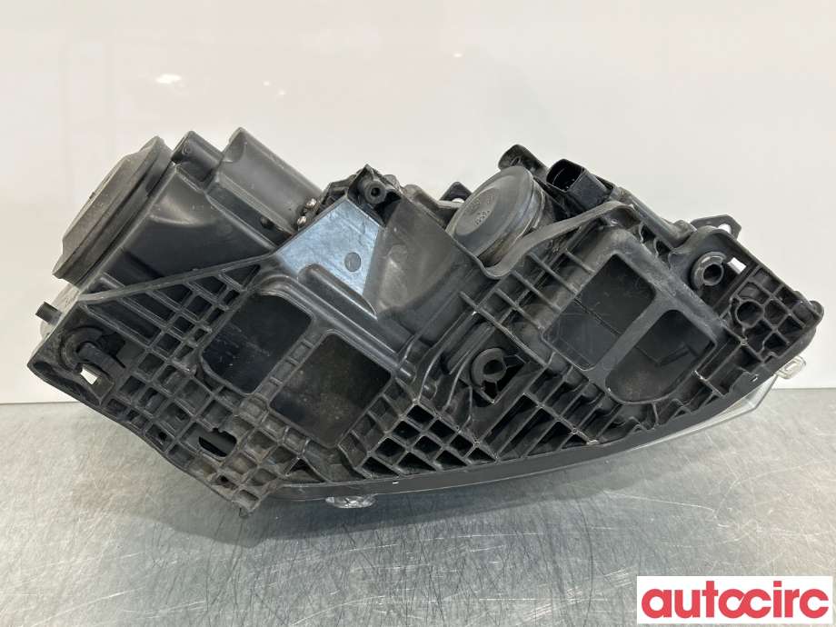 Frontlykt venstre halogen til VW Golf VI 2008-2012  (VOLKSWAGEN|5K1941005L|)