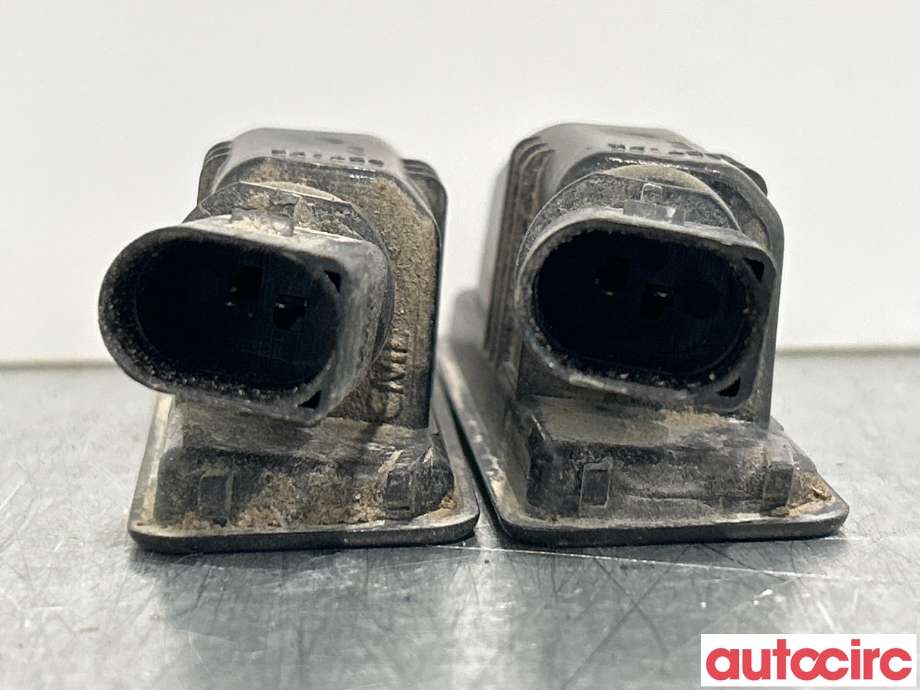 Skiltlys til VW Golf VI 2008-2012  (VOLKSWAGEN|1K8943021|)