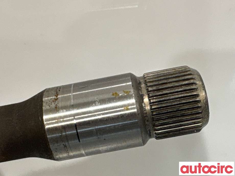 Drivaksel venstre foran til Audi A4 2007-2014 (Type IV) (B8) (B8) (AUDI|0B4409355C|)