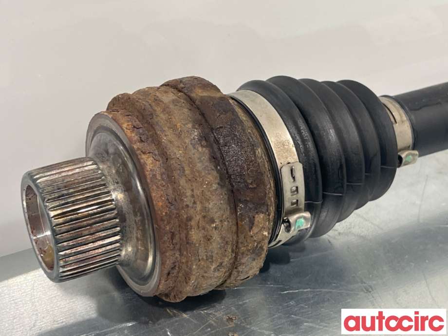 Drivaksel venstre bak til Audi A4 2007-2014 (Type IV) (B8) (B8) (AUDI|8K0501203MX||8K0501203M)