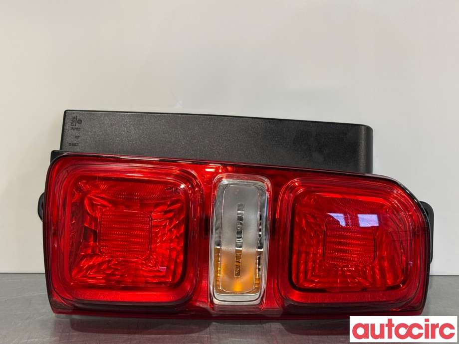 Baklykt høyre til Citroën Jumpy, 2016-->> (Type III)  (CITROEN|9808243080)