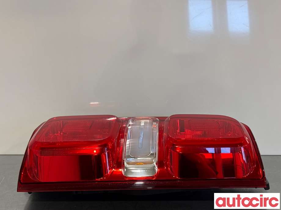 Baklykt høyre til Citroën Jumpy 2016-->> (Type III) (CITROEN|9808243080|)