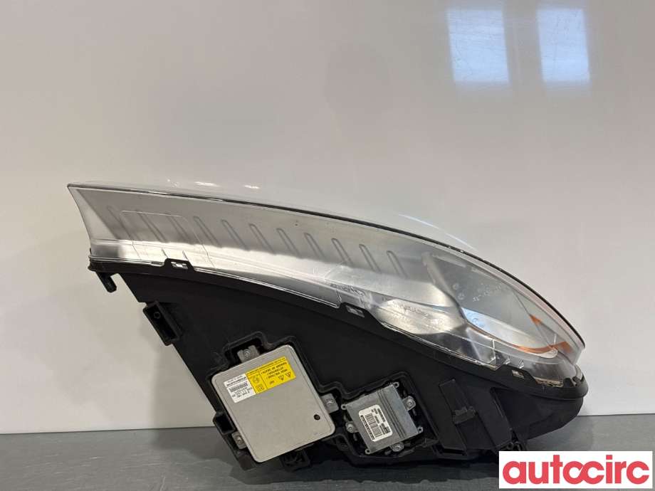 Frontlykt venstre halogen til Volvo V70 2007-2013 (Type III, Fase 1)  (VOLVO|31353538||31353532)