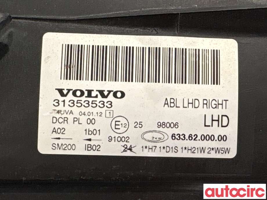 Frontlykt høyre halogen til Volvo V70 2007-2013 (Type III, Fase 1)  (VOLVO|31353539||31353533)