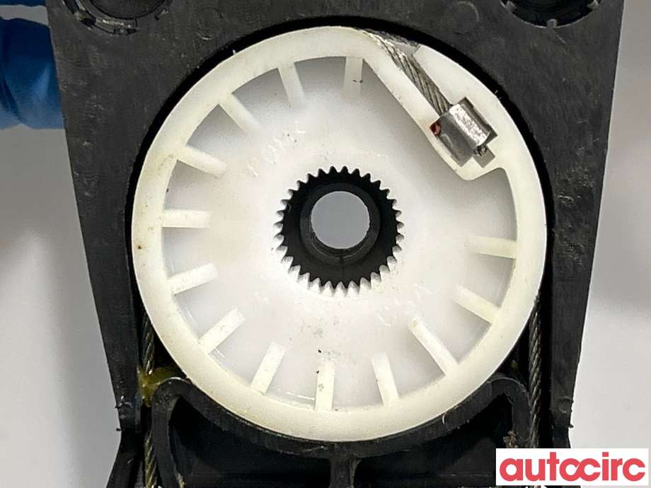 Ruteheis til Ford Mondeo 2007-2010 (Type IV, Fase 1) (FORD|1881208||7S71-A27001-BJ)