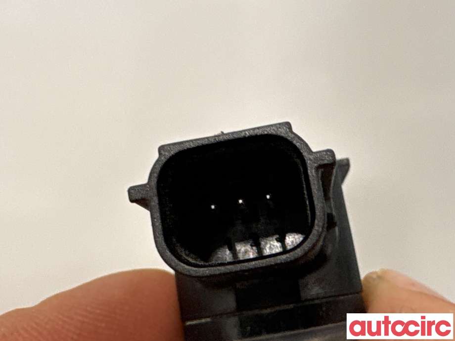 Parkeringssensor bak til Ford Focus 2014-2018 (Type III, Fase 2)  (FORD|2488549||EM2T-15K859-AAW)