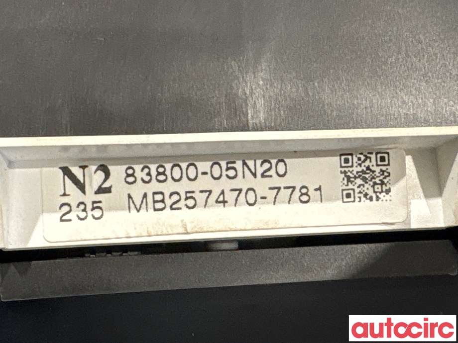 Instrumentpanel til Toyota Avensis 2009-2015 (Type III, Fase 1) (TOYOTA|8380005N20|MB257470-7781|83800-05N20)