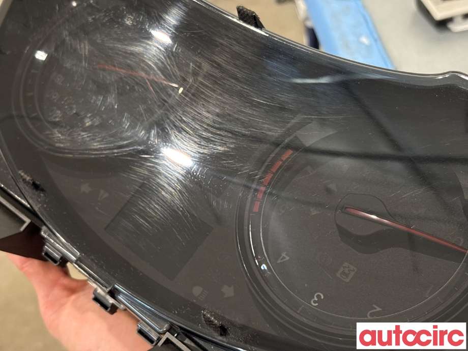 Instrumentpanel til Toyota Avensis 2009-2015 (Type III, Fase 1) (TOYOTA|8380005N20|MB257470-7781|83800-05N20)
