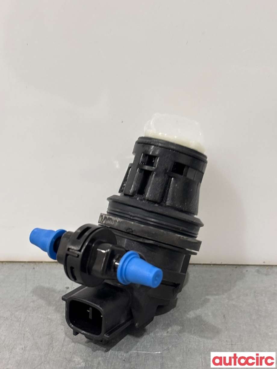 Spylerpumpe foran til Mazda 3, 2013-2016 (Type III, Fase 1) (MAZDA|BBP1-67-482)