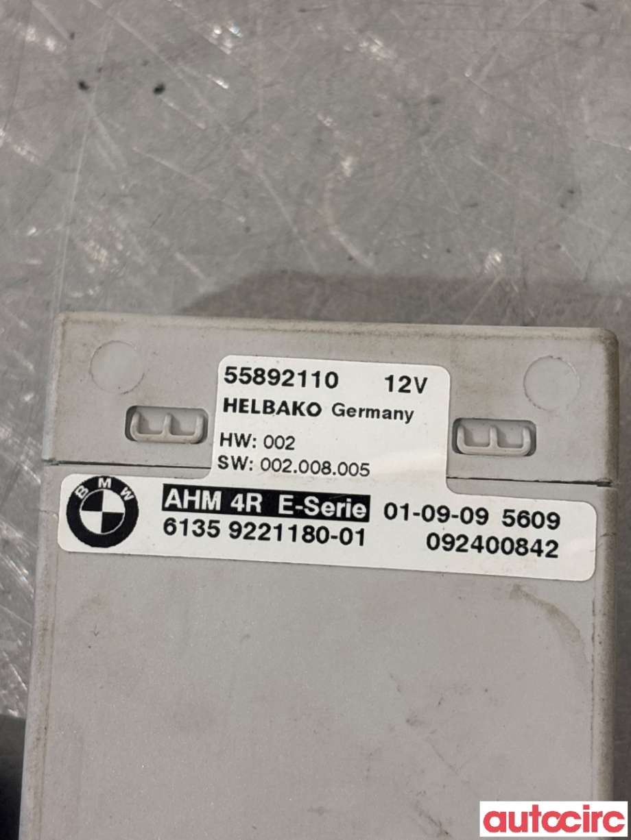 Styreenhet hengerfeste til BMW 5-Serie 2003-2010 (E60/E61) (E60/E61) (BMW|71606850497|55892110|61359221180-01)