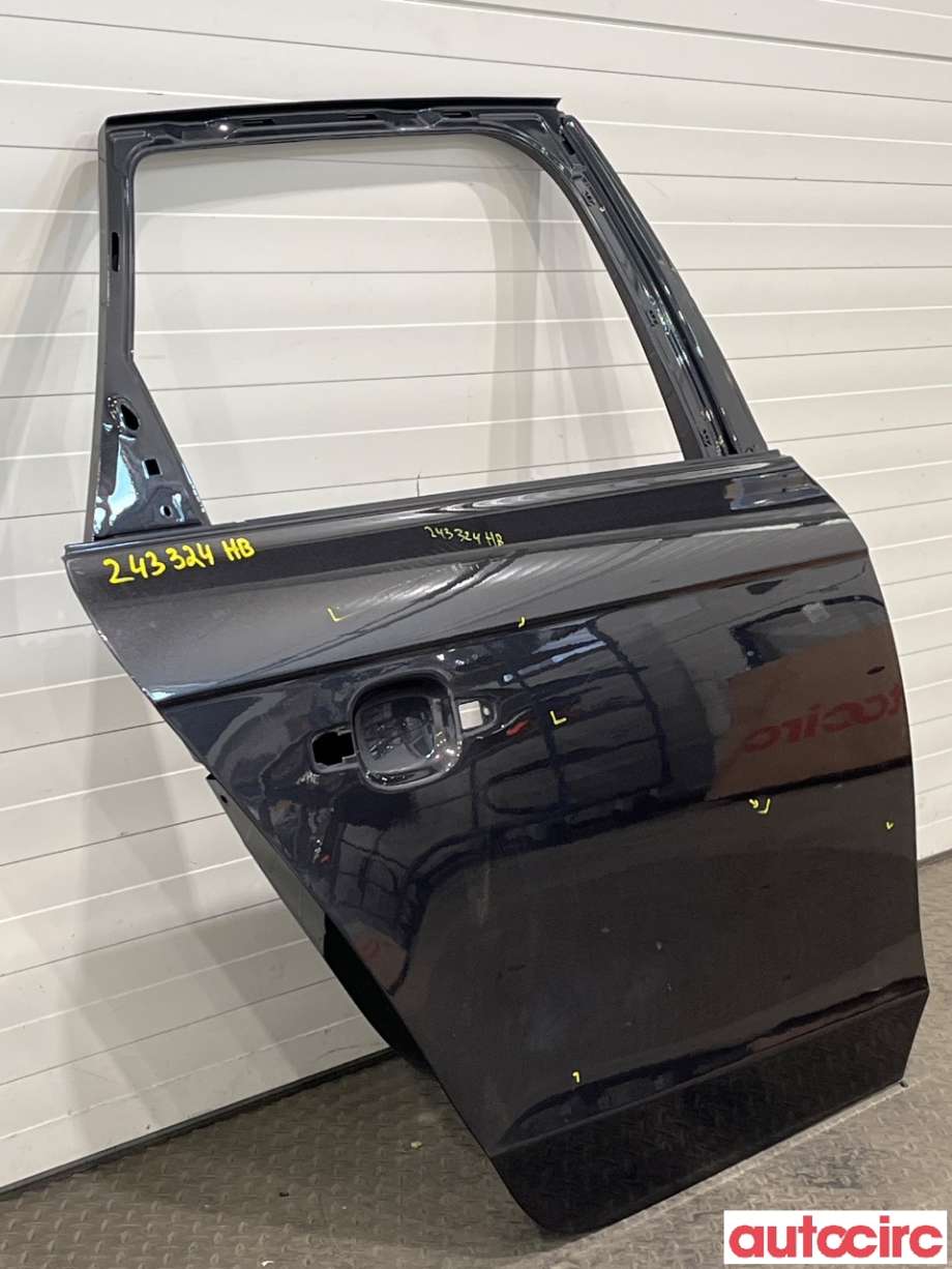 Dør høyre bak til Audi A4 2007-2014 (Type IV) (B8) (B8) (AUDI|8K9833052D)